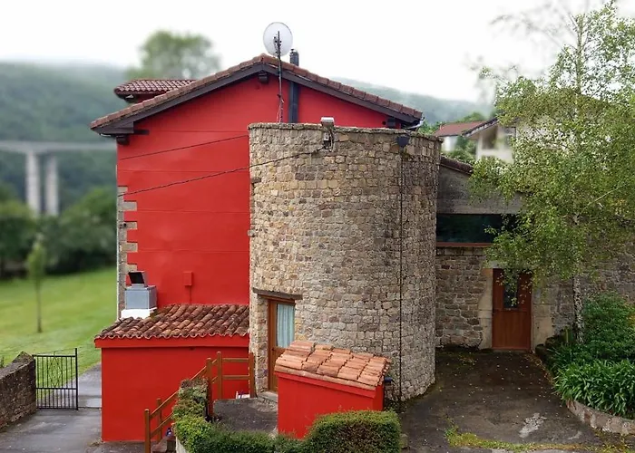 Hostel La Torre Santiurde de Reinosa